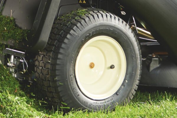 Autoportée Minirider à batterie éjection latérale Cub Cadet LR2 ES76 - coupe 76 cm