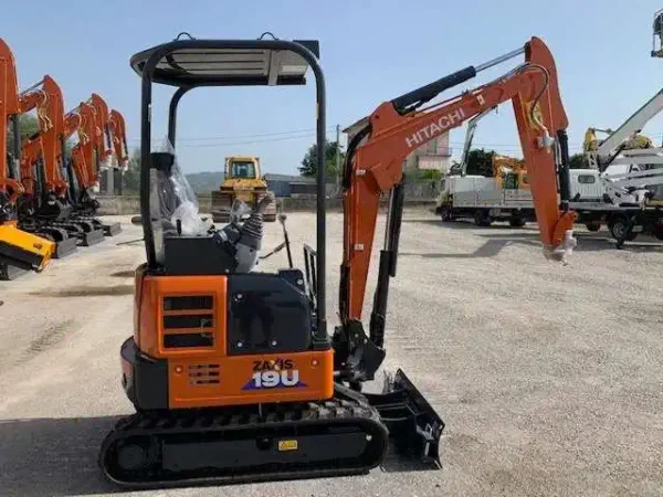 HITACHI ZAXIS 19 U