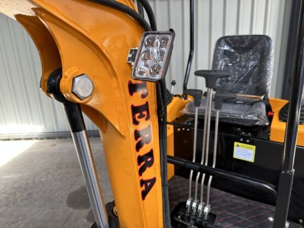 Mini pelle TERRA CS15.R – Image 6